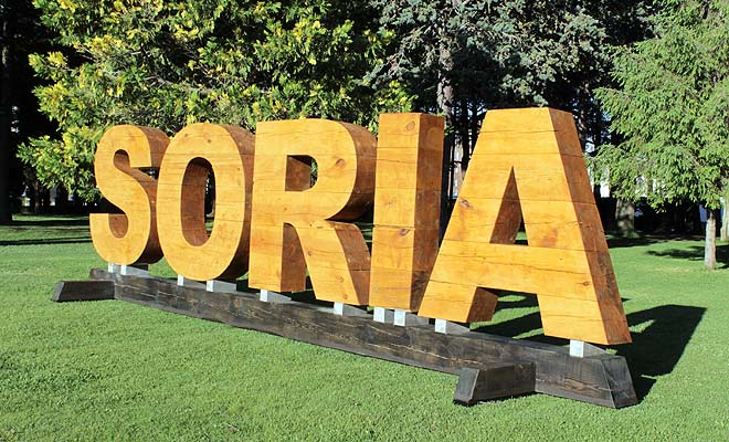 soria-cartel-de-madera-1